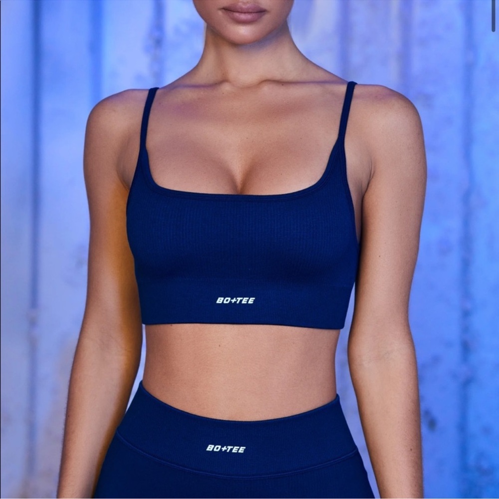 Bo +Tee Optimum Sports Bra in blue